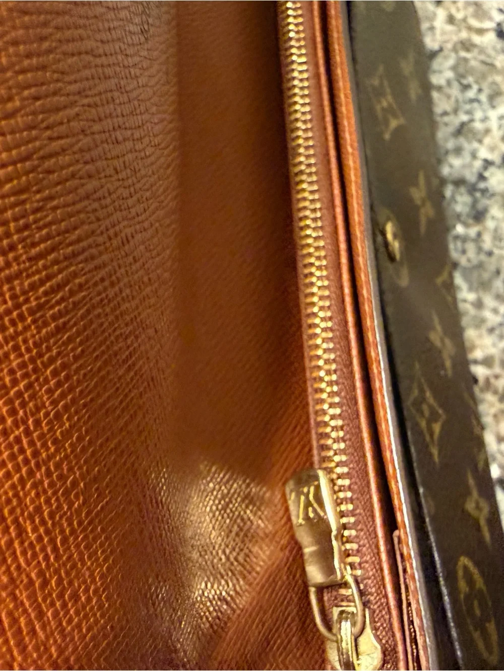 Louis Vuitton Monogram Wallet (needs updated snap)